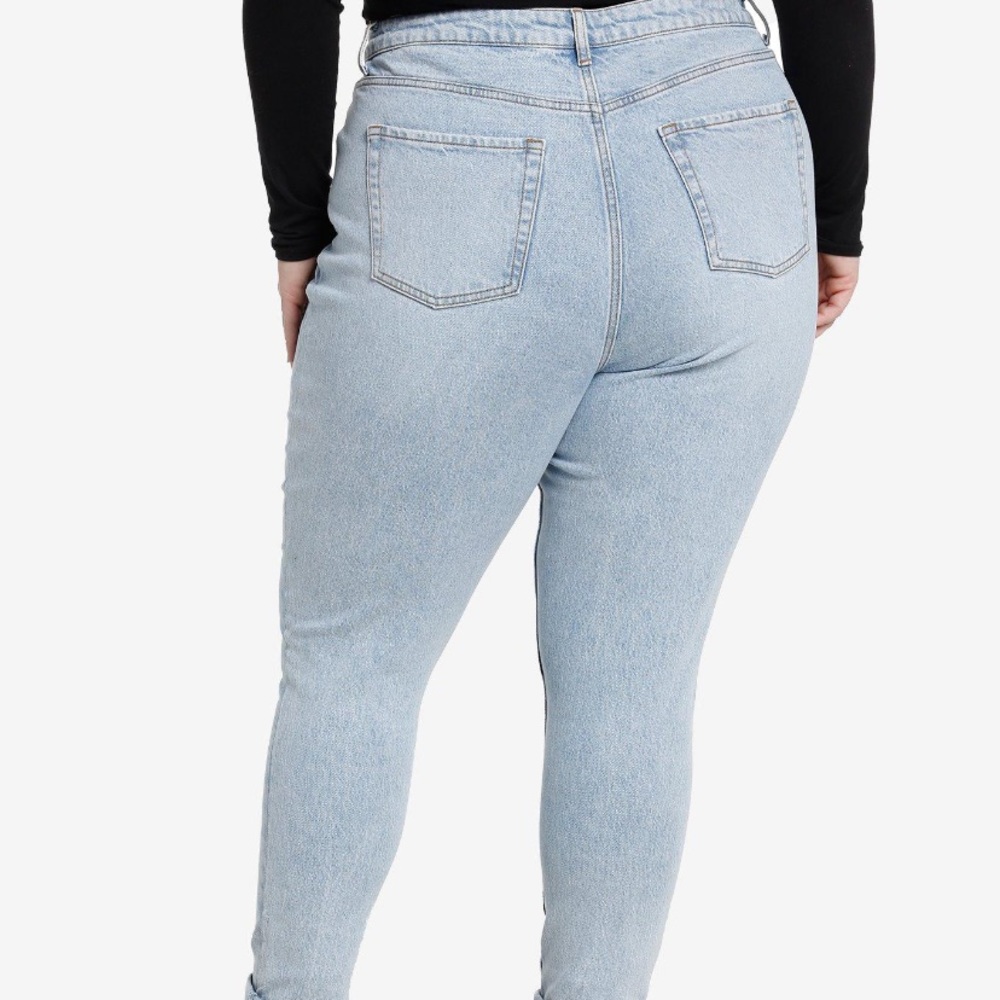 Disney Mulan Mom Jeans Plus Size Hot Topic Princess‎ - Picture 2 of 2